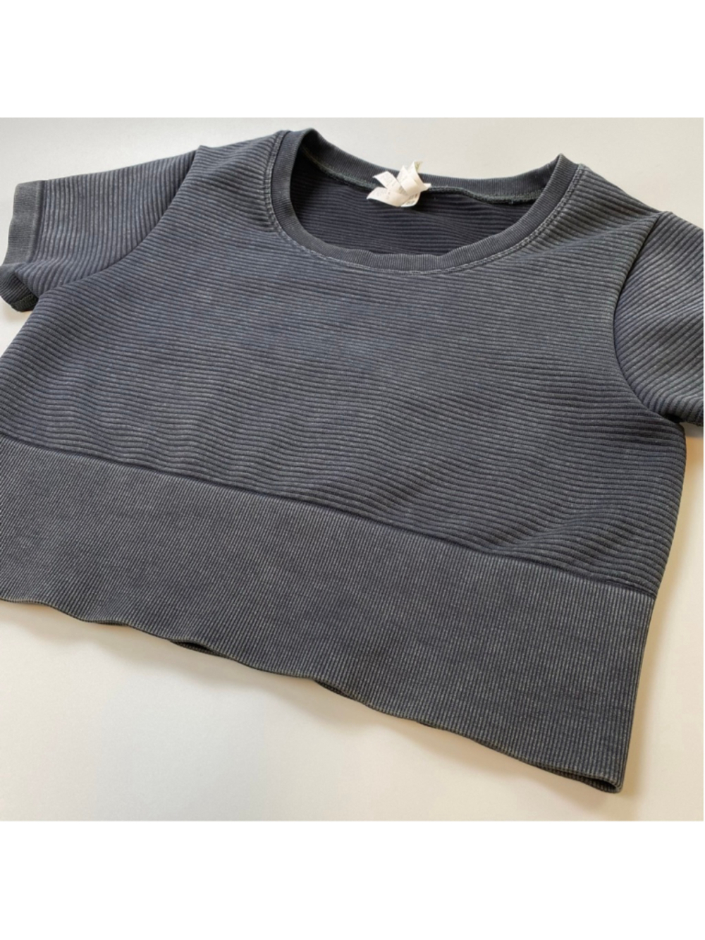 Offline by Aerie Crop Top Medium Grey Ribbed Athleisure Minimal Neutral Capsule